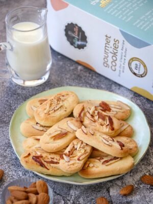 Almond Cookies (180 GMS BOX)