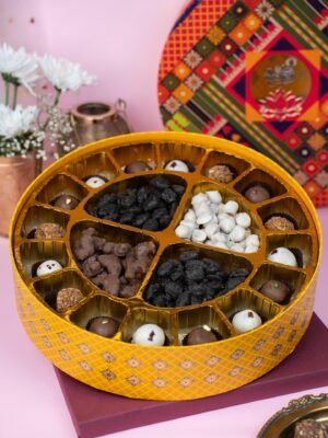 Luxurious Assorted Dragees & Bonbons Hamper
